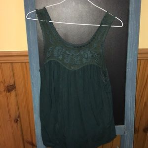AEO tree green shirt with lace